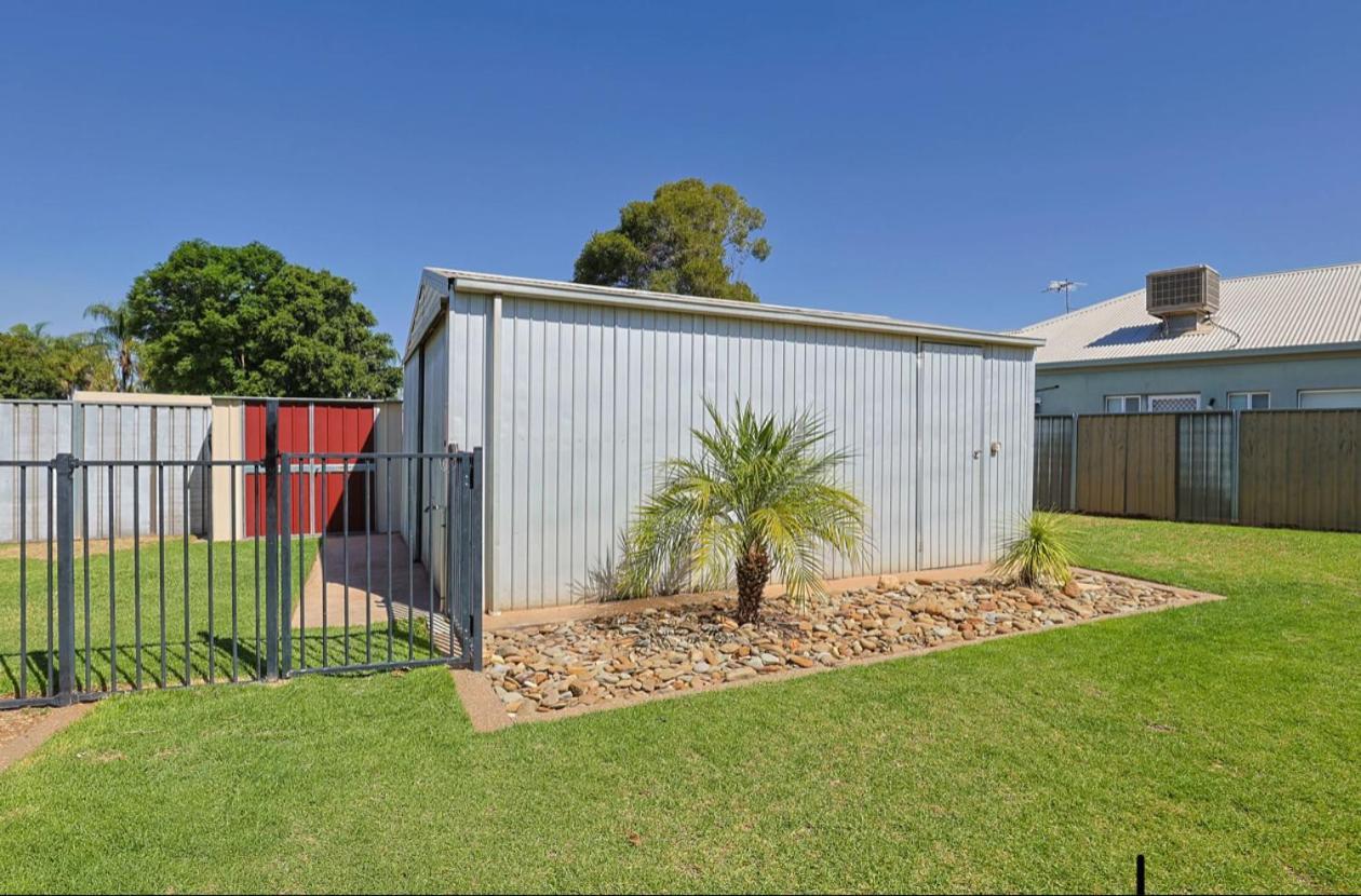 Varyam House Guest House Mildura Exterior photo